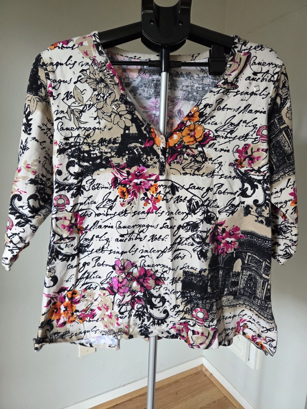 Onque Woman Floral Printed Tunic Cream & Black 1X